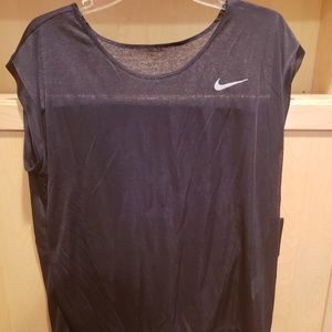 Womens Nike Cool Breeze Short Sleeve Shirt Large